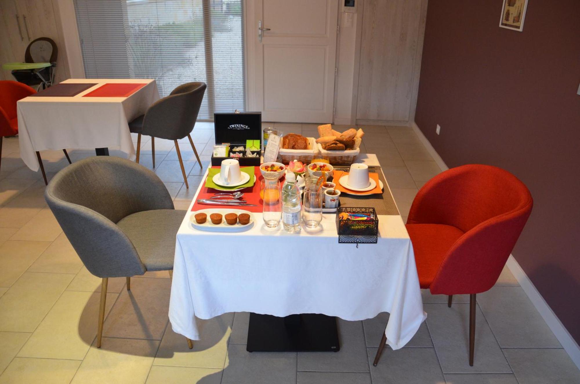 Les Ambeles Bed & Breakfast Saint-Magne-de-Castillon Bagian luar foto